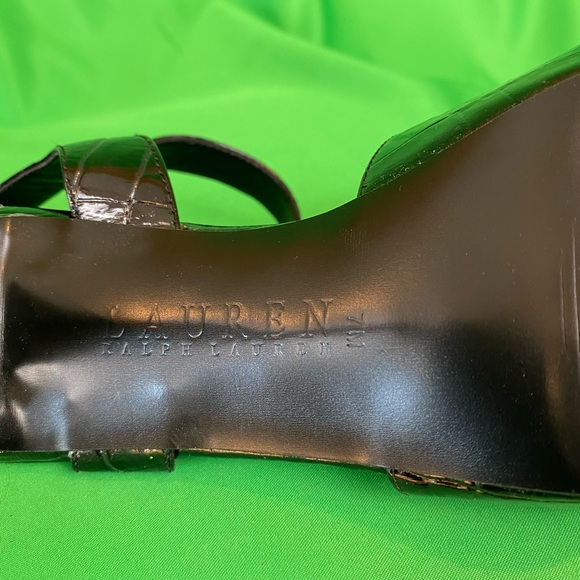 Lauren Ralph Lauren Heels Size 7M - Picture 4 of 6